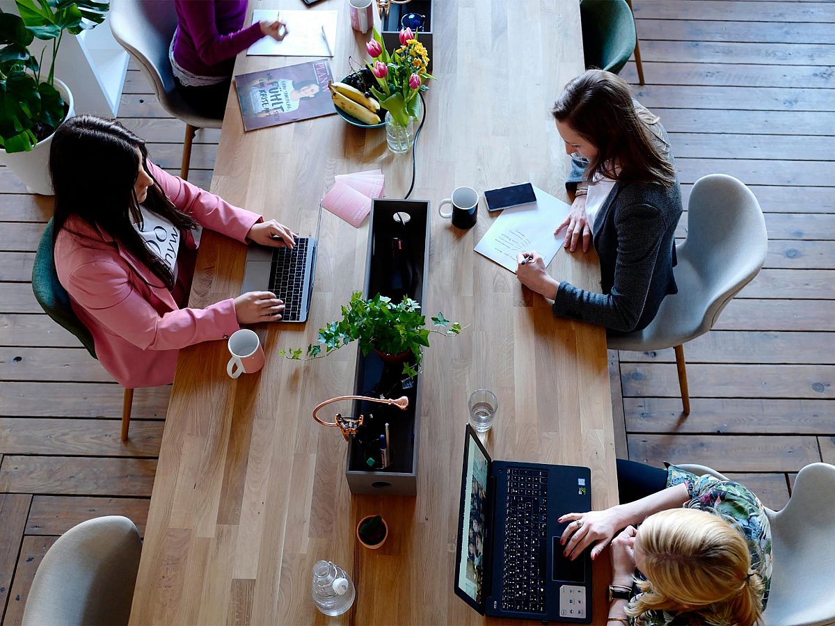 Coworking table